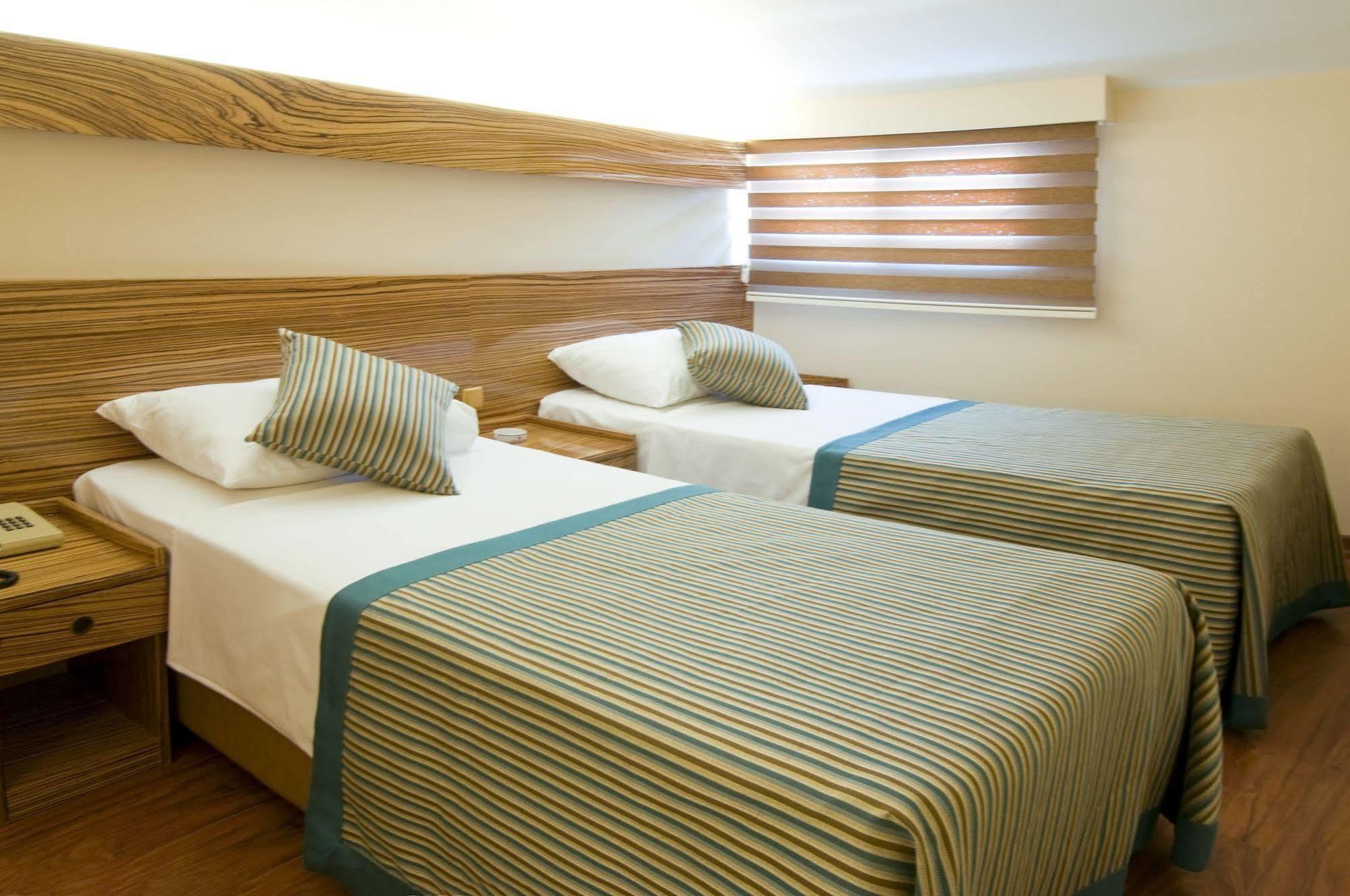 Hotel Buyuk Keban Istanbul Exterior photo