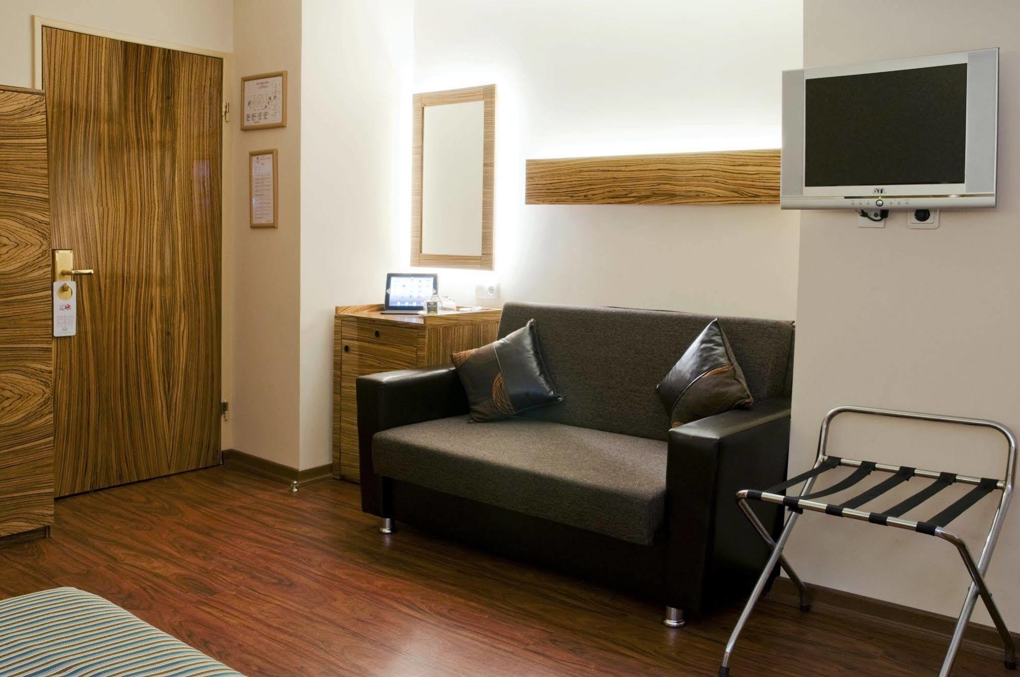 Hotel Buyuk Keban Istanbul Exterior photo